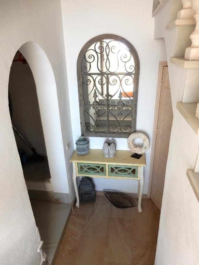 Beach Villa ,Nerja, Seaview, Pool, 3 Bedrooms, Huge Terrace And Garden Exterior foto